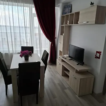 Summerland Mamaia, La 30 M De Plaja, Splendida Apartment *